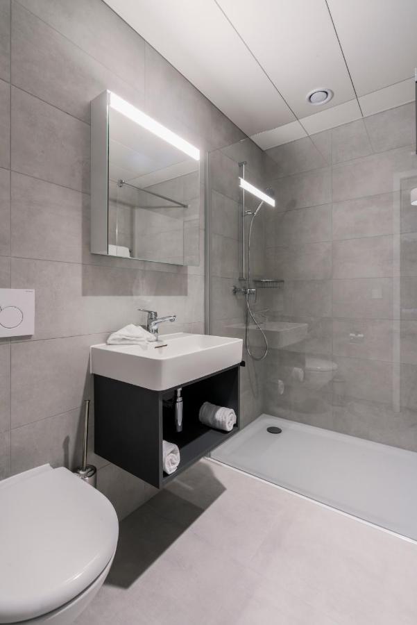 Yparc Hotel Ивердон-ле-Бен Экстерьер фото