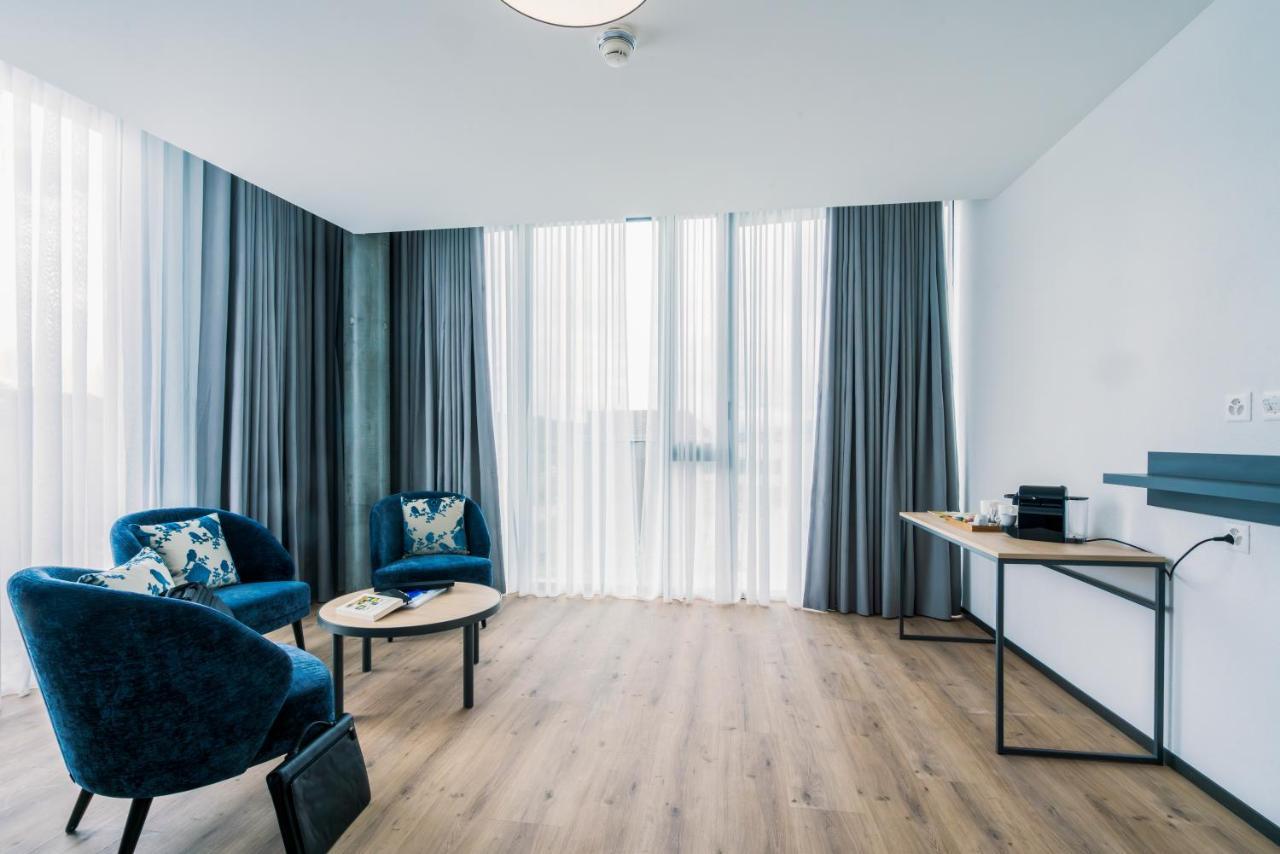 Yparc Hotel Ивердон-ле-Бен Экстерьер фото