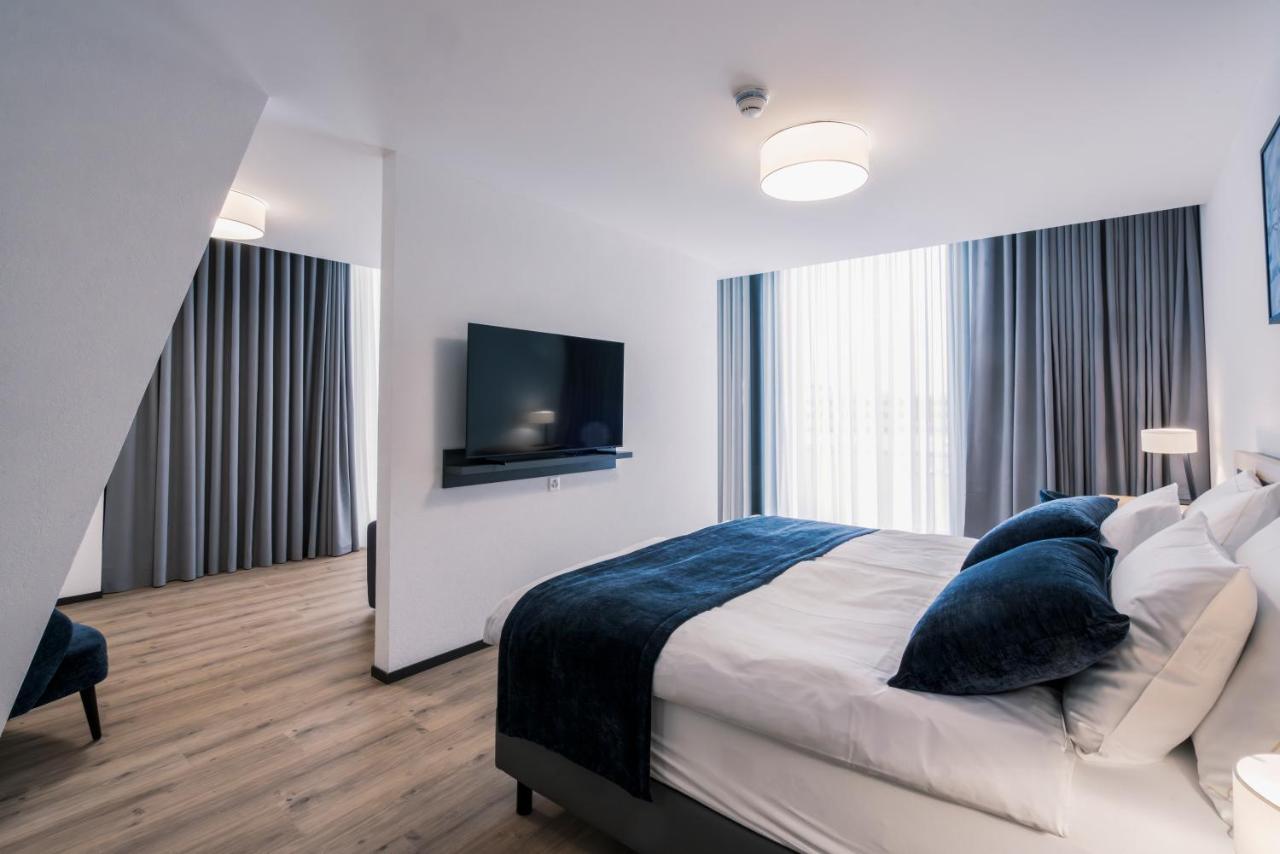 Yparc Hotel Ивердон-ле-Бен Экстерьер фото