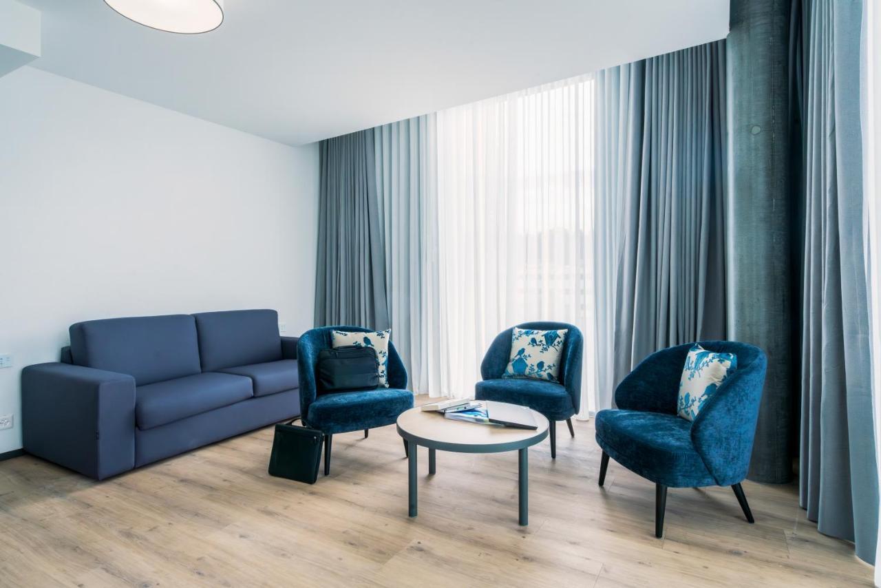 Yparc Hotel Ивердон-ле-Бен Экстерьер фото